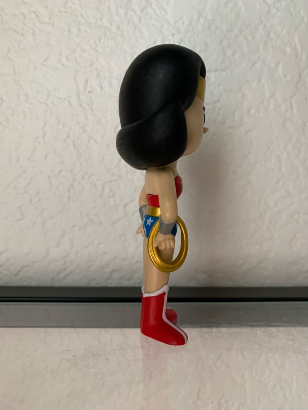 Funko Vinyl Soda Pop - DC Comics - Wonder Woman Common - Funko 45964 - Superhero - Picture 6 of 12